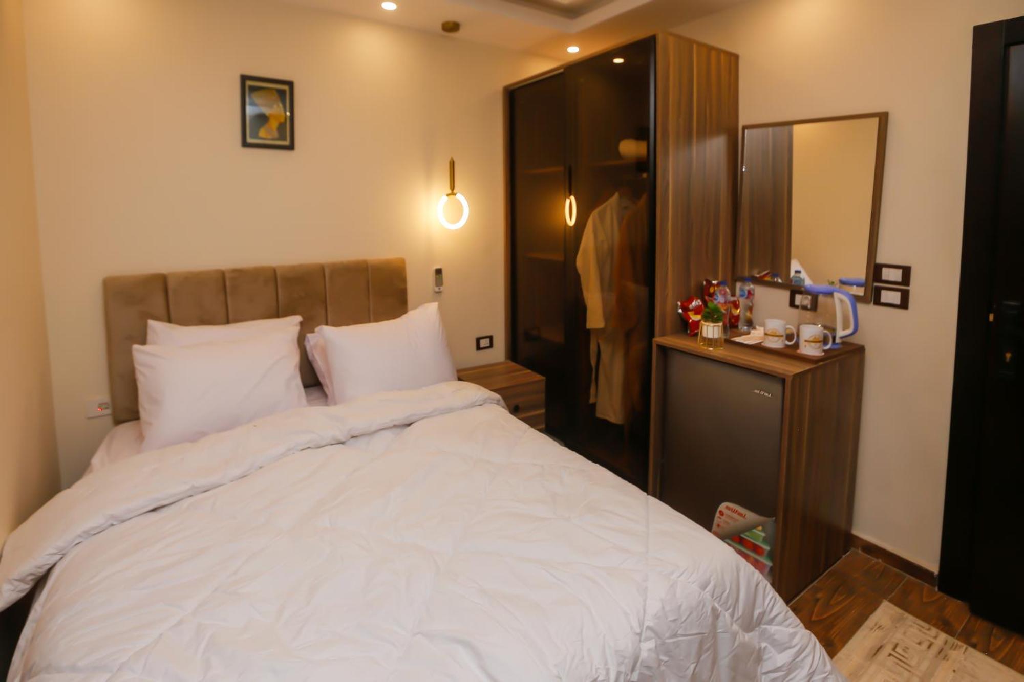 Imperial Pyramids Heights View Bed & Breakfast Nazlet el-Sisi Exterior photo